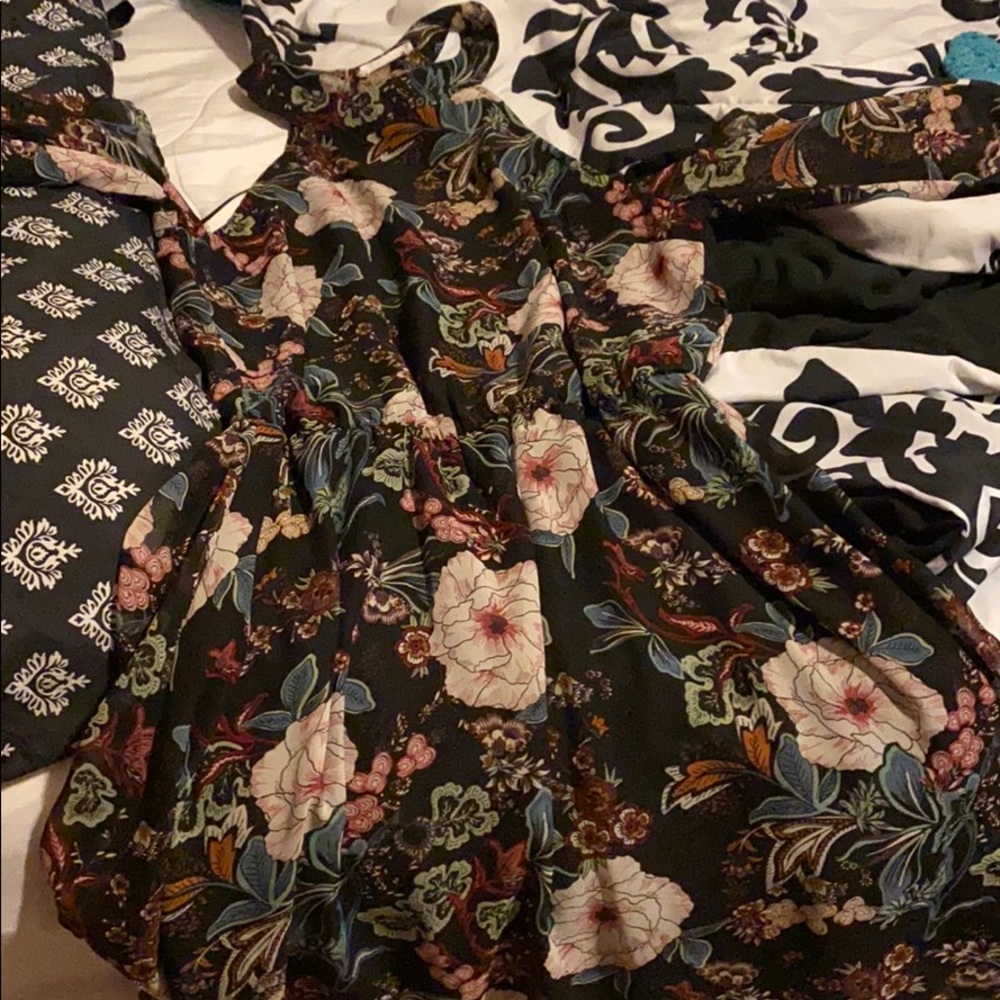 A floral off shoulder choker dress super cute:)